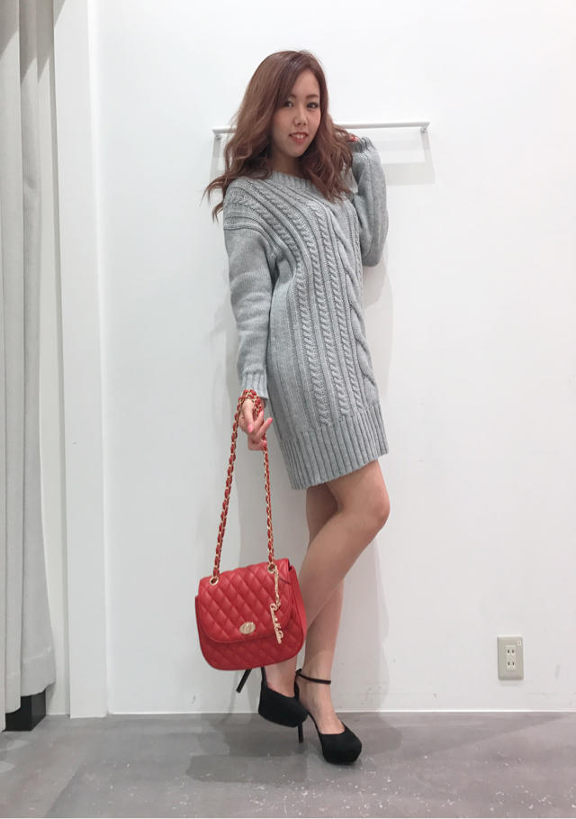 バックスタイルがsexy♡新作のニットチュニック♡あんな