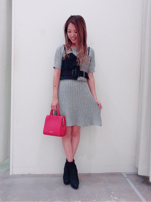 【再入荷❤️】エキスポシティ人気ワンピース⭐️⭐️今すぐ使いやすいアイテムのご紹介！❤️りさ