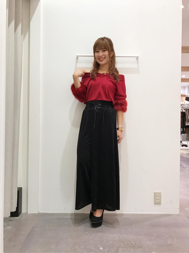 今季の注目アイテム！ファー×ベロアの大人気コーデ♡まみたす