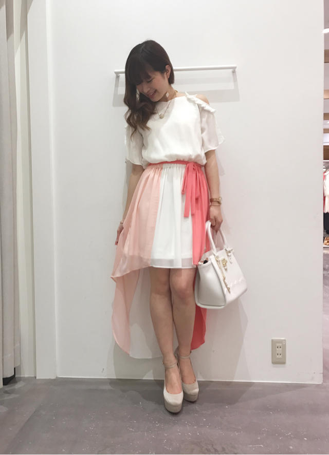 New arrival♥可愛すぎるグラデフィッシュテールスカート♡休日、同期と♡まみたす