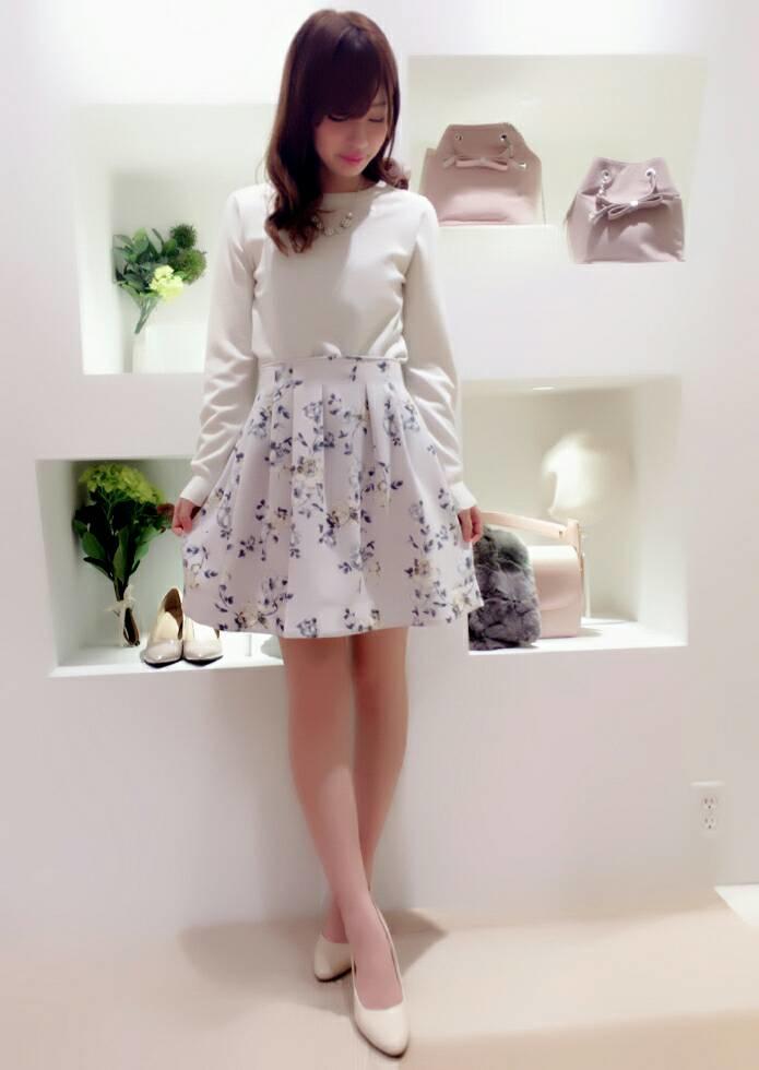 スタッフ大絶賛♡今から使える新作スカート♡hatakeyama