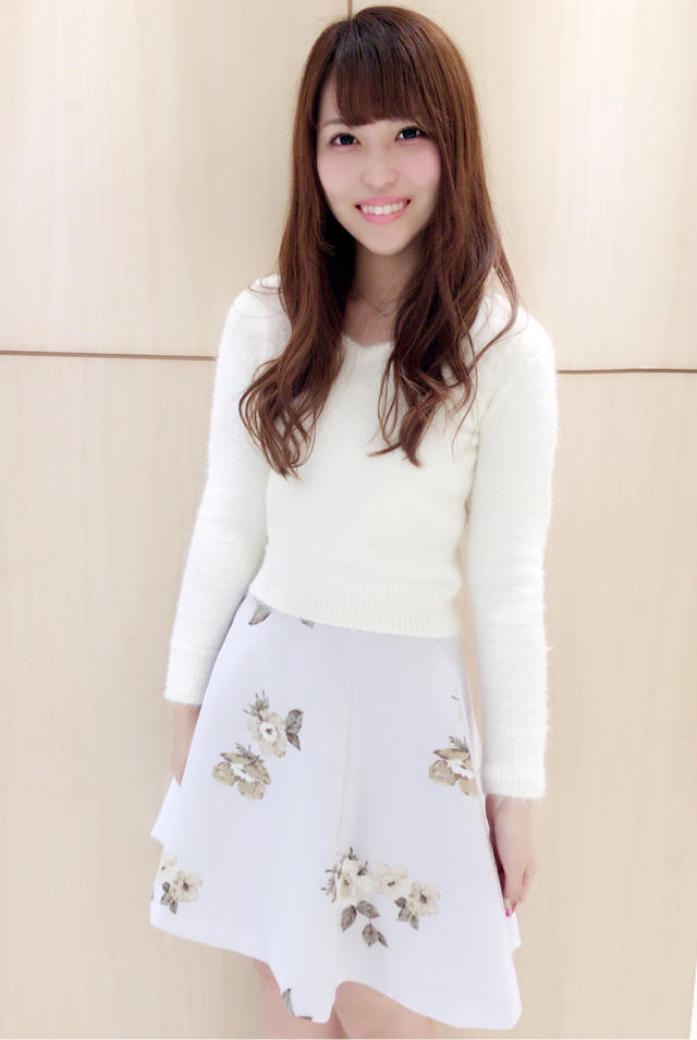 どんなトップスとも相性抜群♡RIHO