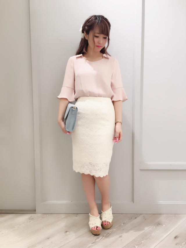 ♡トレンド満載のブラウスはコレ!!♡ERI