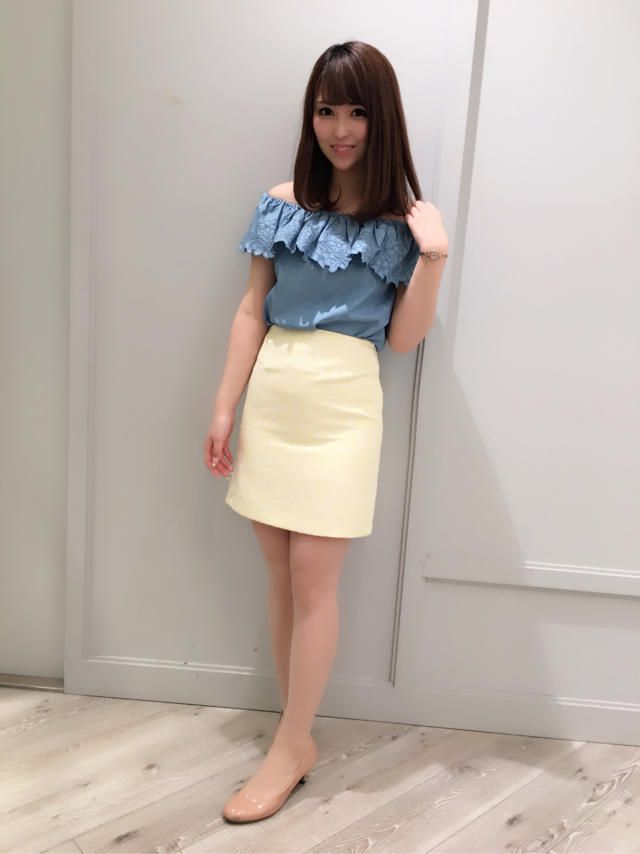 ダンガリー素材が春夏らしい♡RIHO