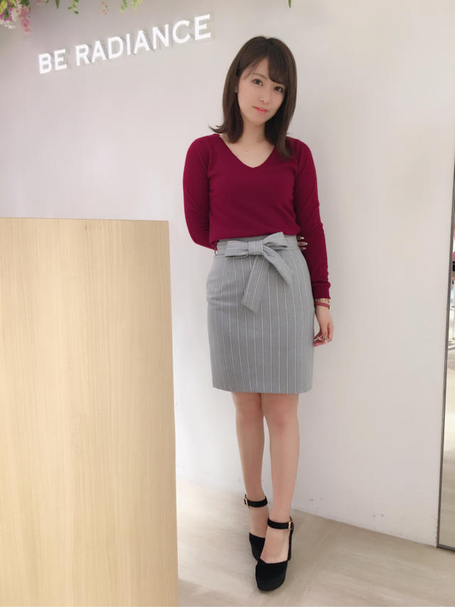 カシミヤ混Vニットでキレイめコーデ♡ERI
