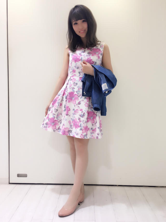 ♡カラフルなお花柄が可愛い♡ERI