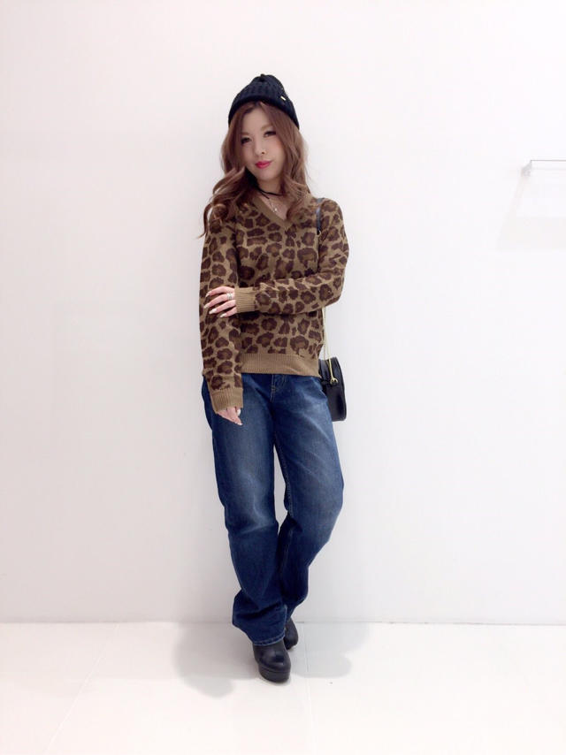 ￥1,900ニット♡ayana