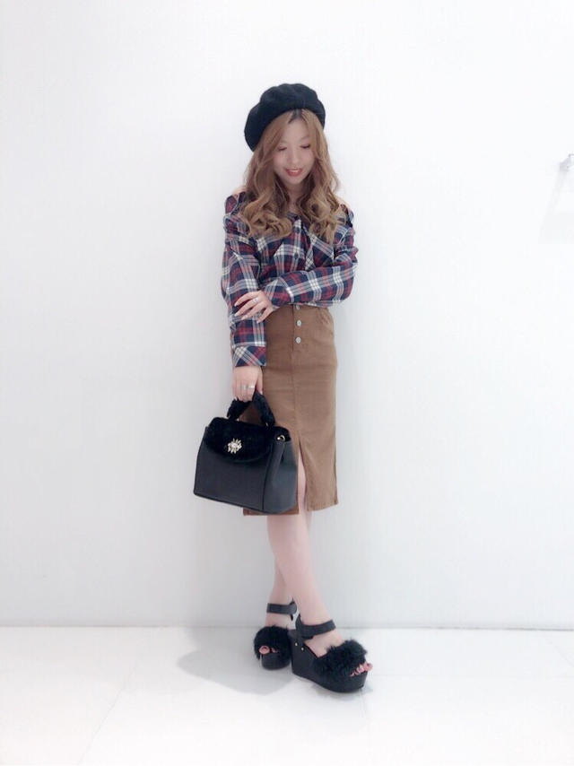 大人気トップスの再入荷♡本社行ってきました♡yuri