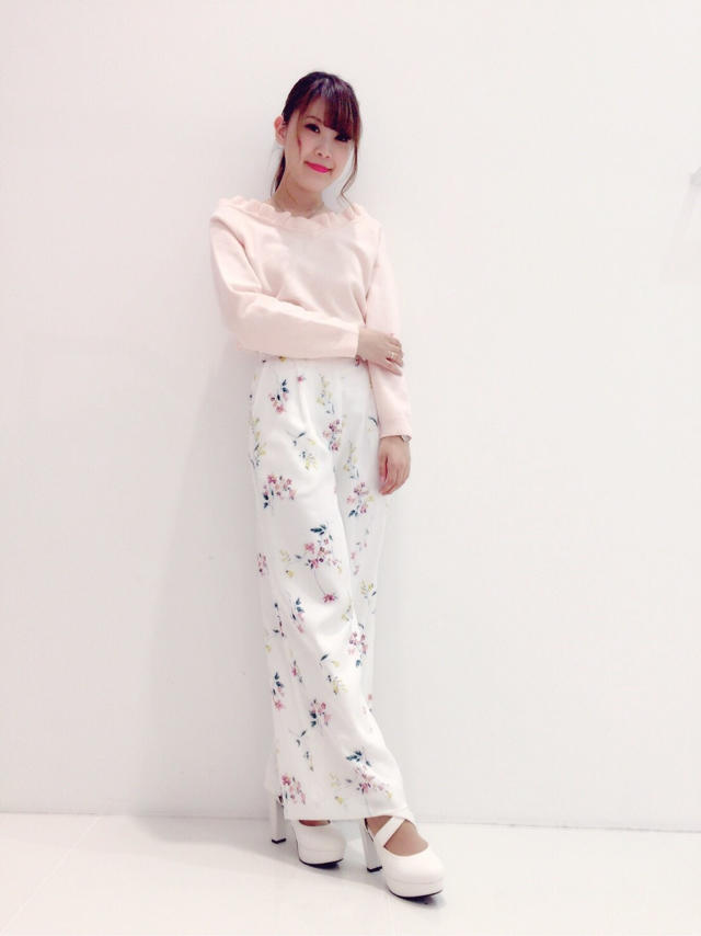 新作♡春コーデ♡karen