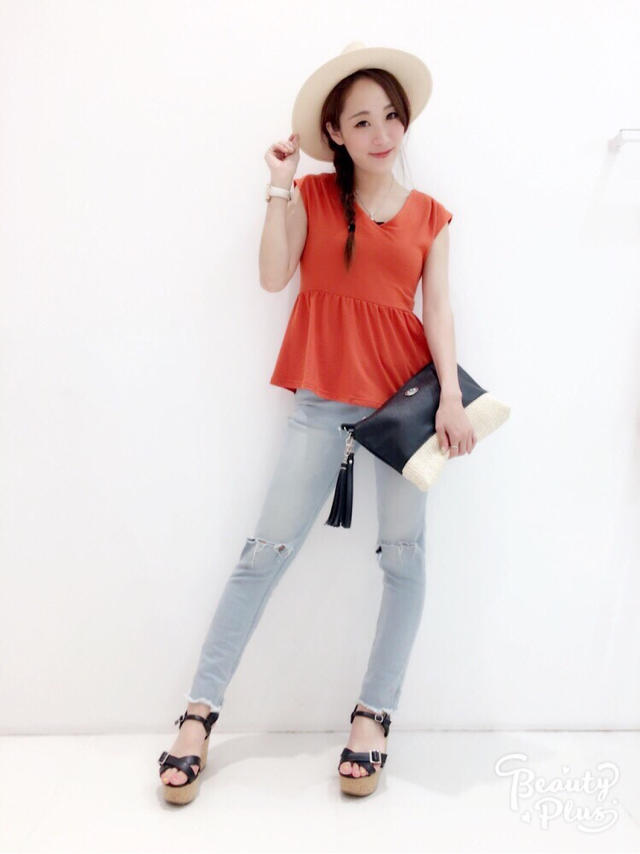 バックスタイルの可愛いトップス♡karen