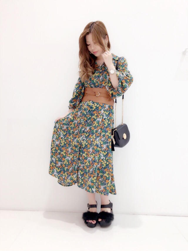 小花柄スリーブデザインワンピ♡yuri