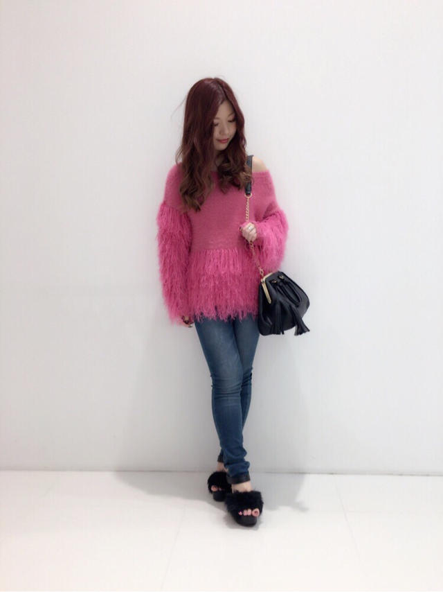 新作シャギーニット♡OFFshot♡yuri