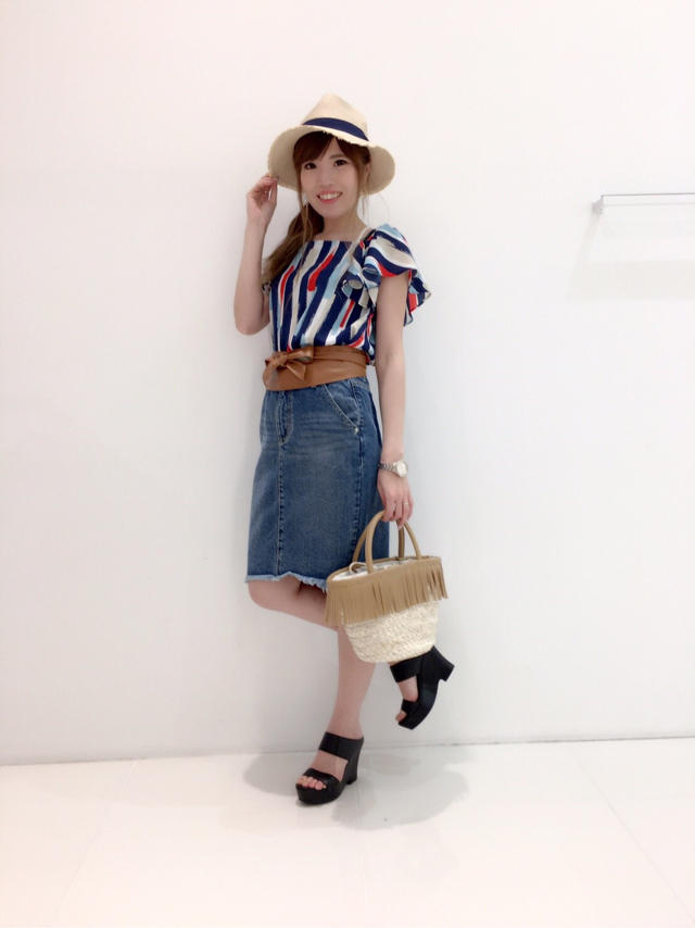 新作コーデ♡オフショット♡karen