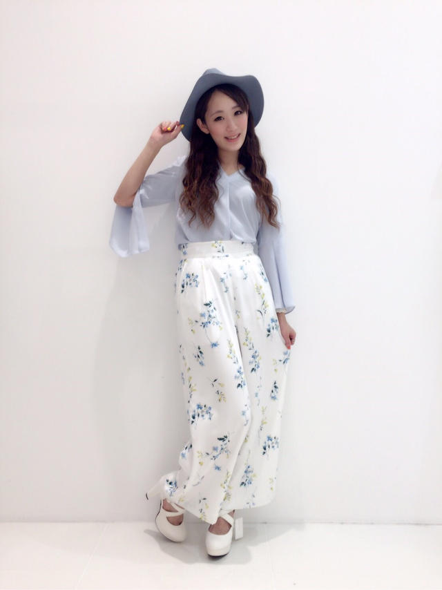 新作コーディネート♡休憩shot♡(笑) Erina