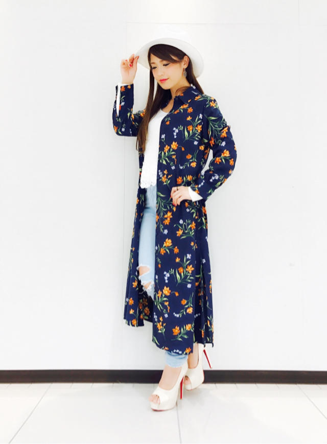【新作】スタッフ一押し今期流行り間違いなし花柄ロングシャツ★あゆみ