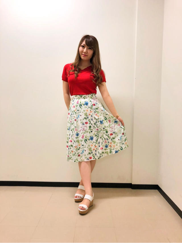 コーデに映えるʕ•̀ω•́ʔ✧ボタニカルフラワースカート♡