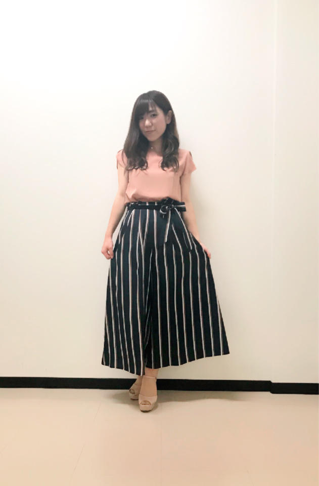 スカート派の方にこそおすすめしたい！マルチストライプ柄スカーチョ♡