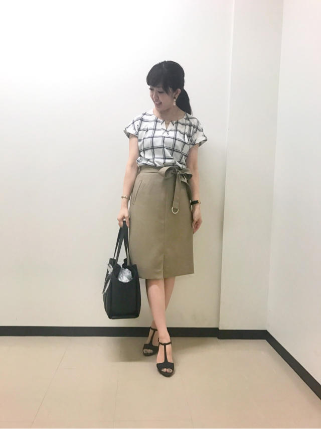 webカタログ掲載♡フロントチェーンブラウス╰(*´︶`*)╯