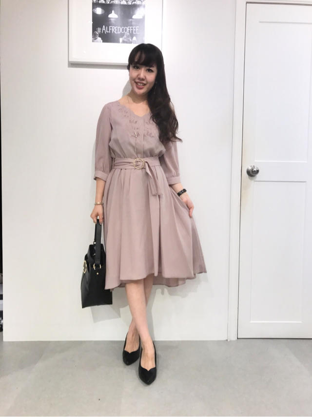 一枚で主役級♡刺繍フレアワンピースand江藤Newネイル♡