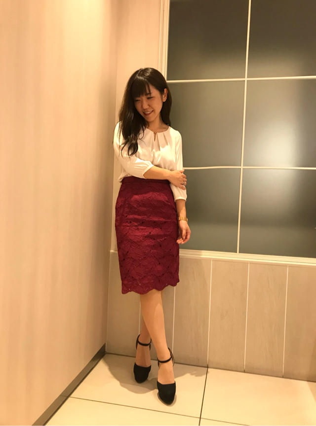 繊細レースが決め手♡スカラタイトスカート