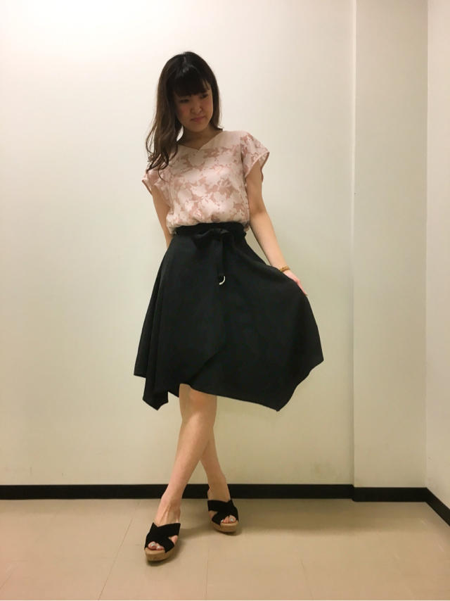 ❁シアー感で夏のブラウス♡