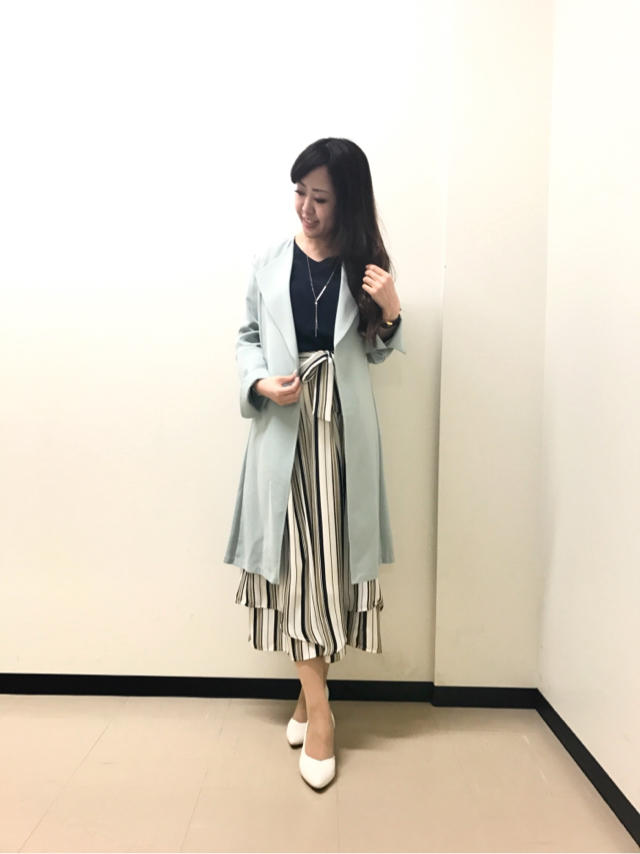 トロンとした素材で着心地満点◎トロンチコート♡