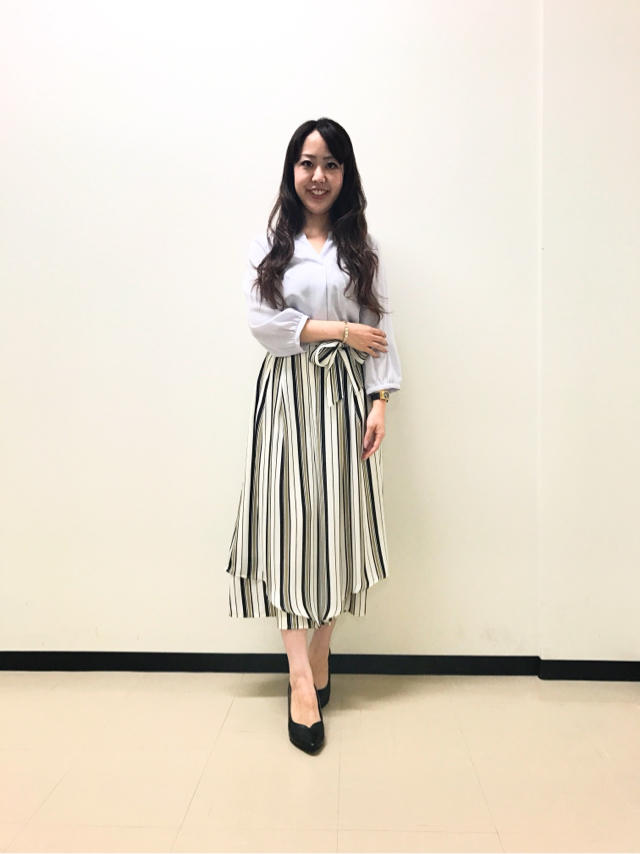 webカタログ掲載♡バックネックレスブラウス＆NEWネイル♡