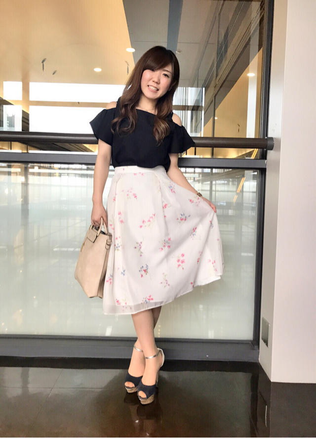 エアリー感たっぷり♡花柄スカート