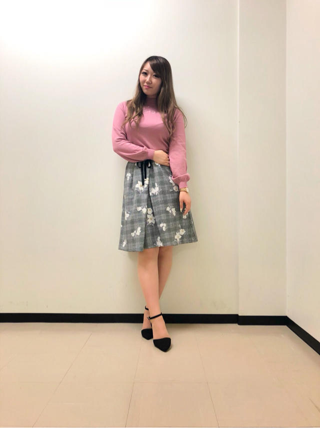 しっとりしなやかな風合が魅力♡シアバターハイネック刺繍ニット