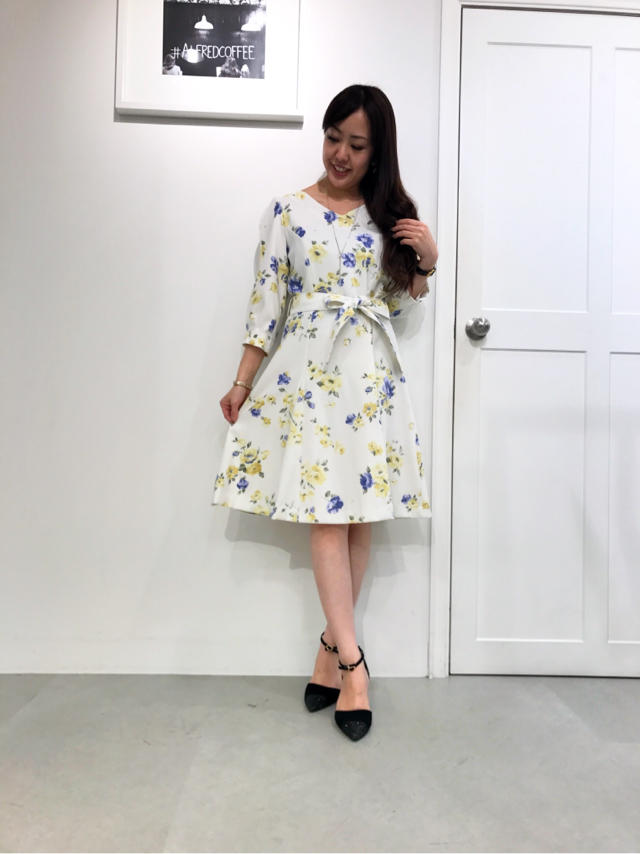 鮮やかな花柄が目を惹く♡新作ワンピース♡♡