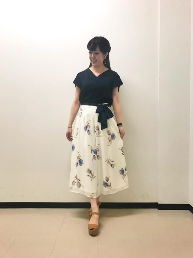 ウォーターフラワーで華やかなワイドパンツ♡andNEWネイル