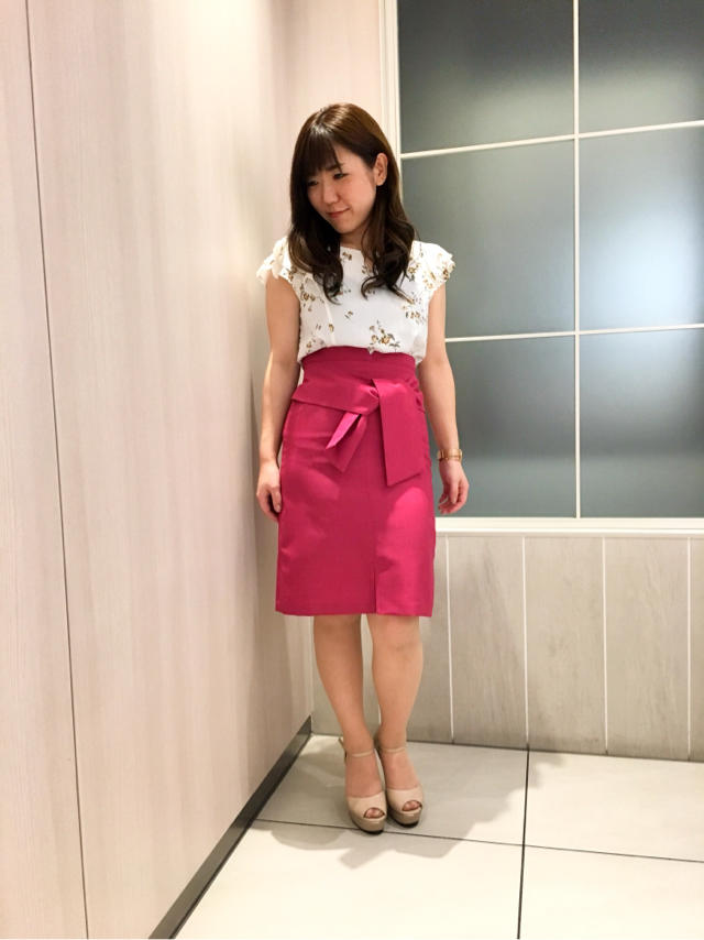 大人顔♡タイトスカート
