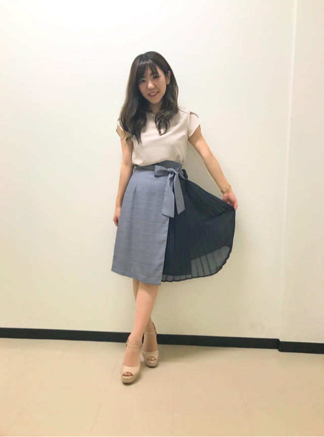 コーデの主役♡大人の切り替えスカート