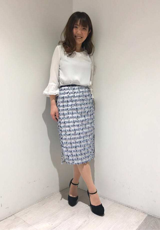 手首も華奢見え♡袖レースブラウス