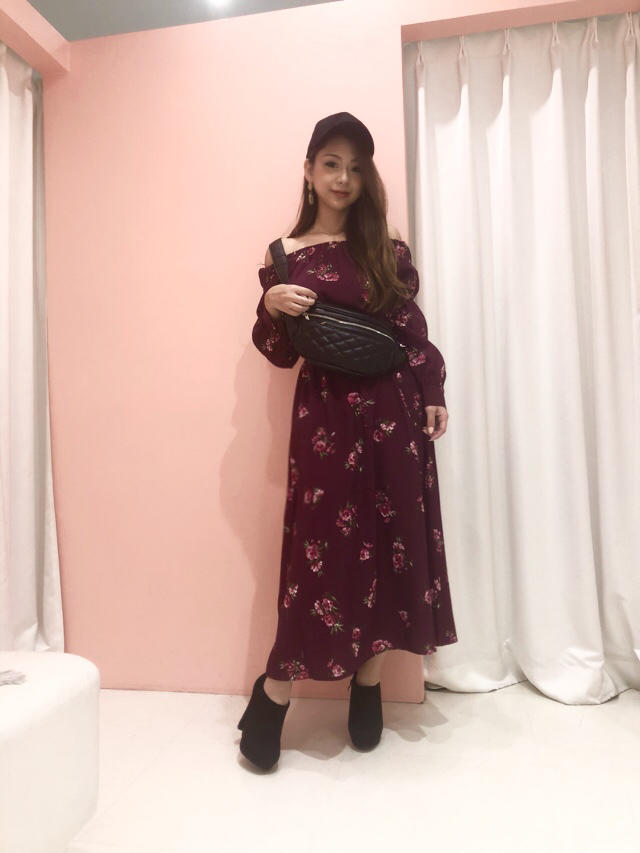 viviコラボワンピ発売中♡角南