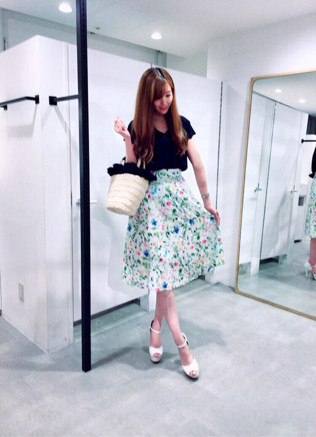 ♡ボタニカルフラワープリントスカート♡と明日から...アニバーサリーセール٩꒰｡•◡•｡꒱۶