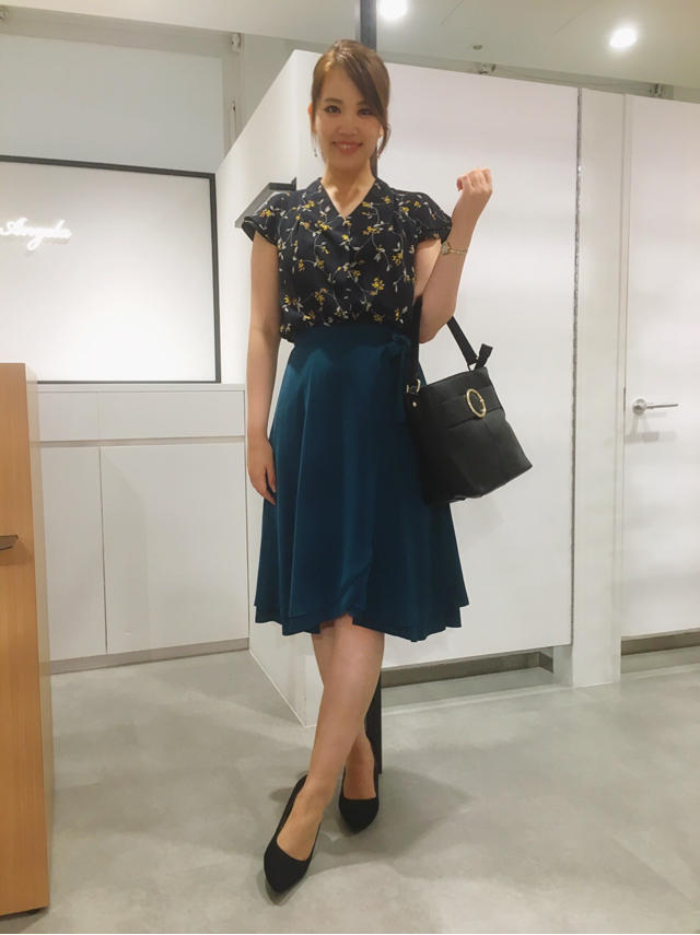 ♡バックチェーンブラウス♡