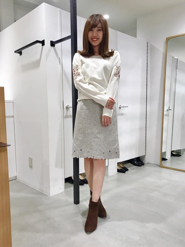 ♡袖刺繍ニット(((o(*ﾟ▽ﾟ*)o)))♡
