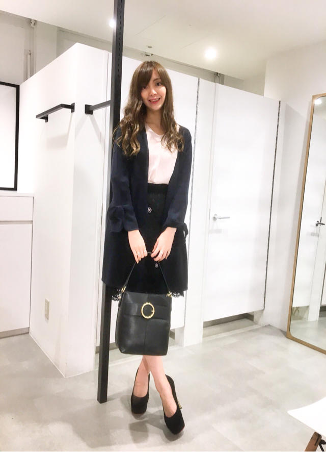 この時期にぴったり♡袖がポイント♡ニット羽織り٩( 'ω' )و