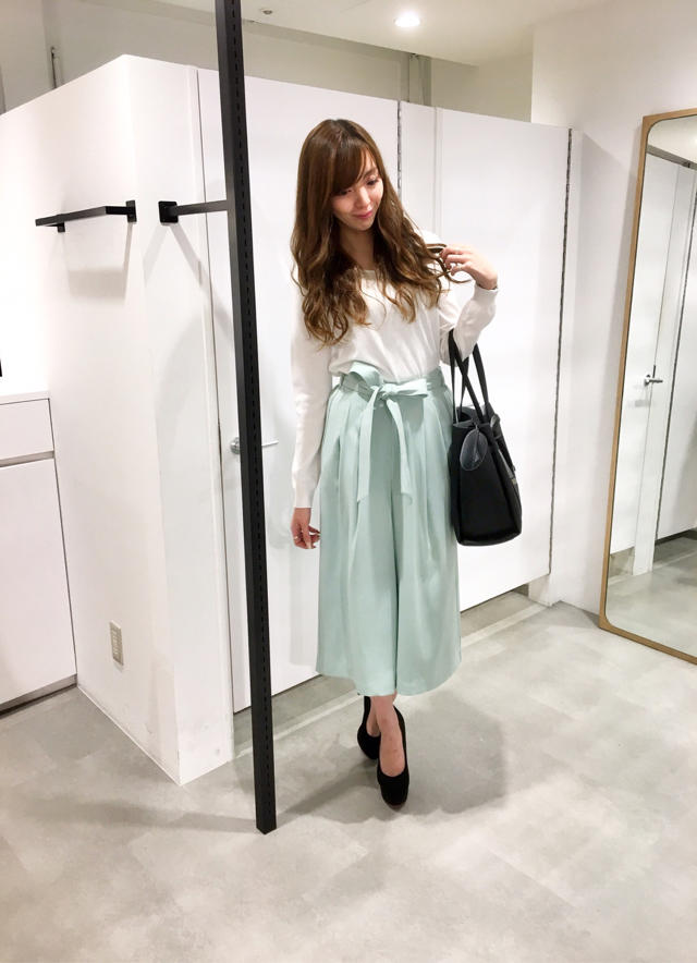 ワイドパンツにライトグリーンが登場♡冬も明るいカラーで更にオシャレに(⑅•͈ᴗ•͈).:*♡
