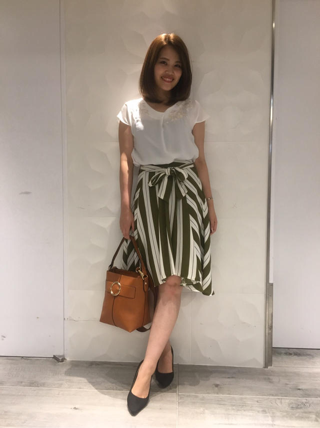 全店で大人気ブラウス♡¥4,600シリーズ①٩( 'ω' )و