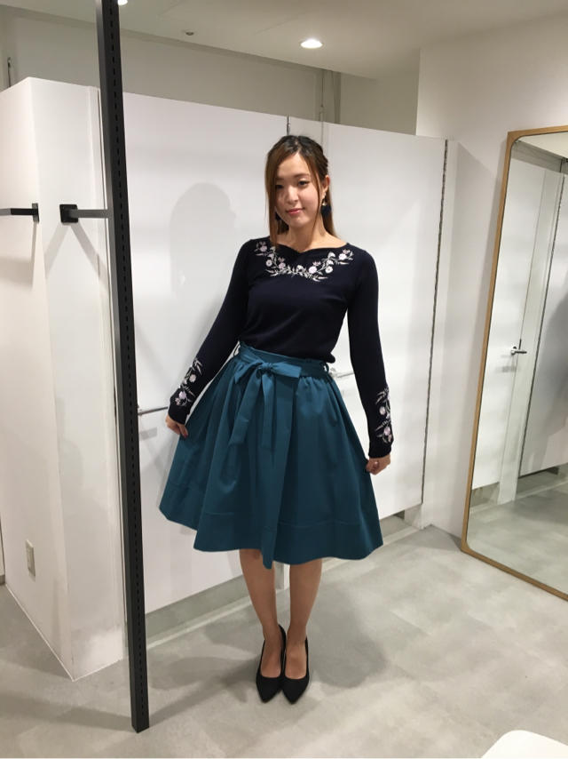 袖シフォン切り替え刺繍ニット★お袖がポイント