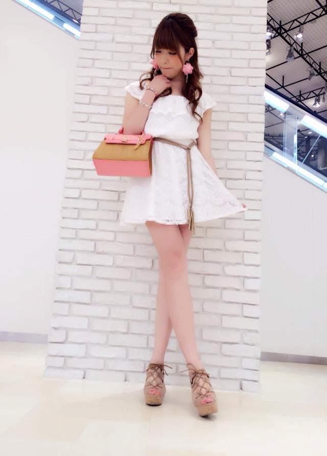 オフショルでGirlyエレガンス♡♡…Maiko