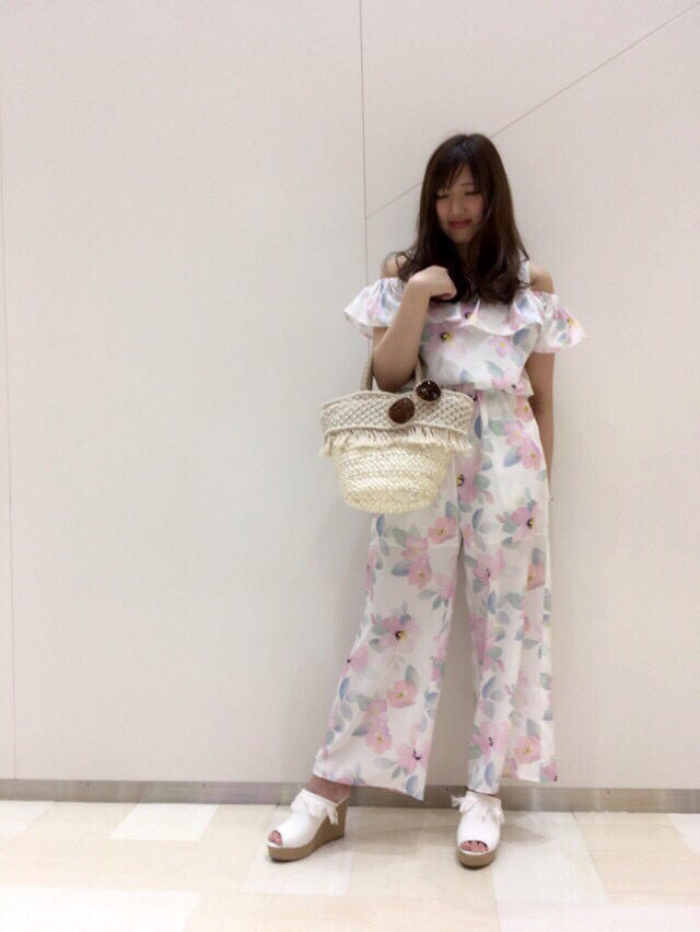 大人気花柄ロンパース❤︎❤︎