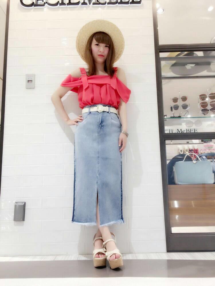オフショルブラウスコーデ♡♡