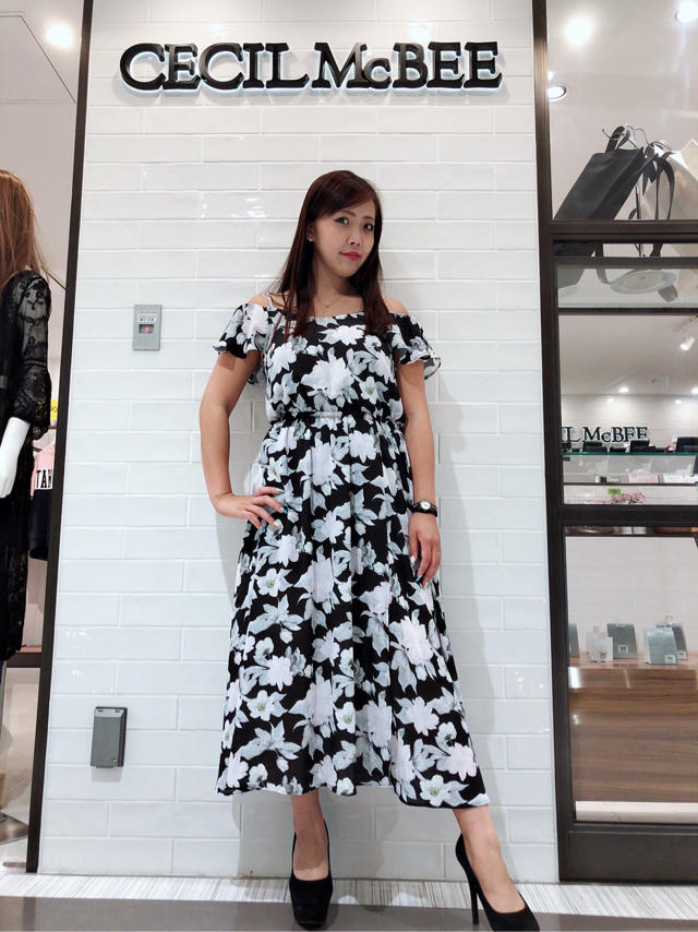 再入荷♡花柄ワンピース（ゝ。∂）