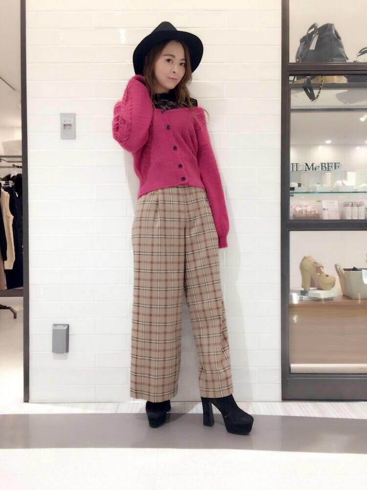 人気のトップスに新色が（＾ω＾）