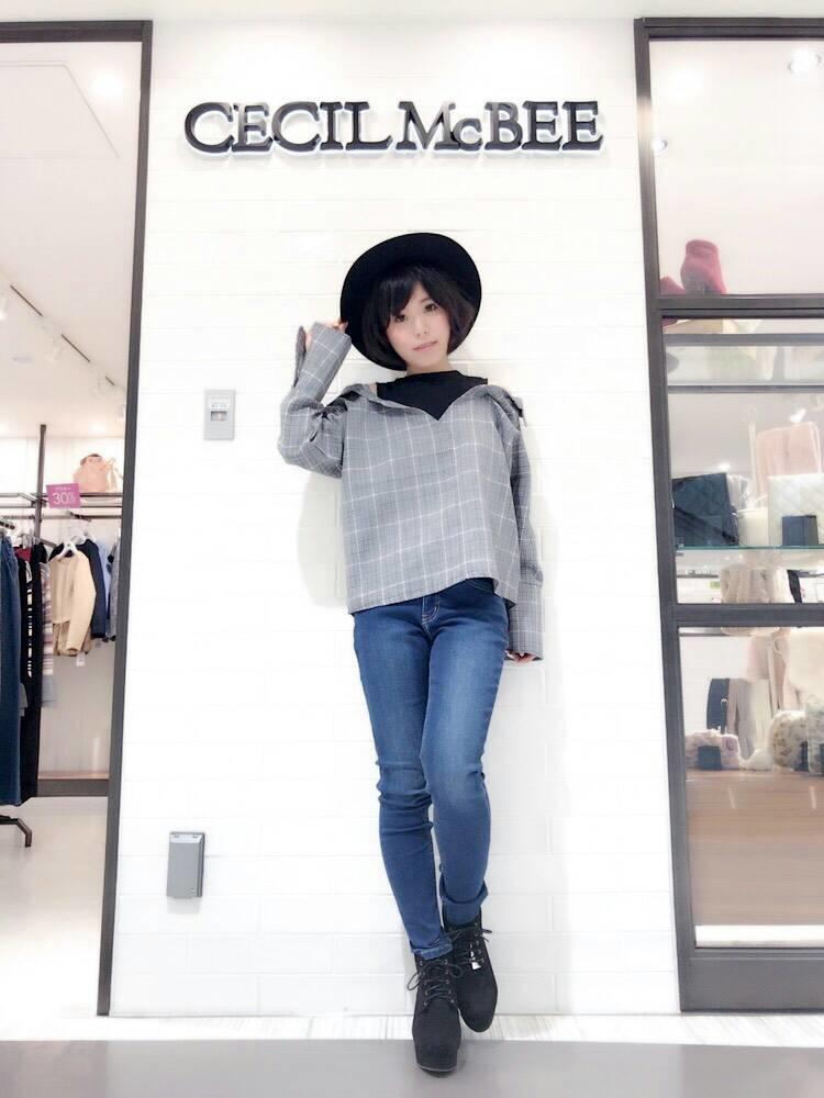 明日発売‼人気抜けシャツ（＾ω＾）