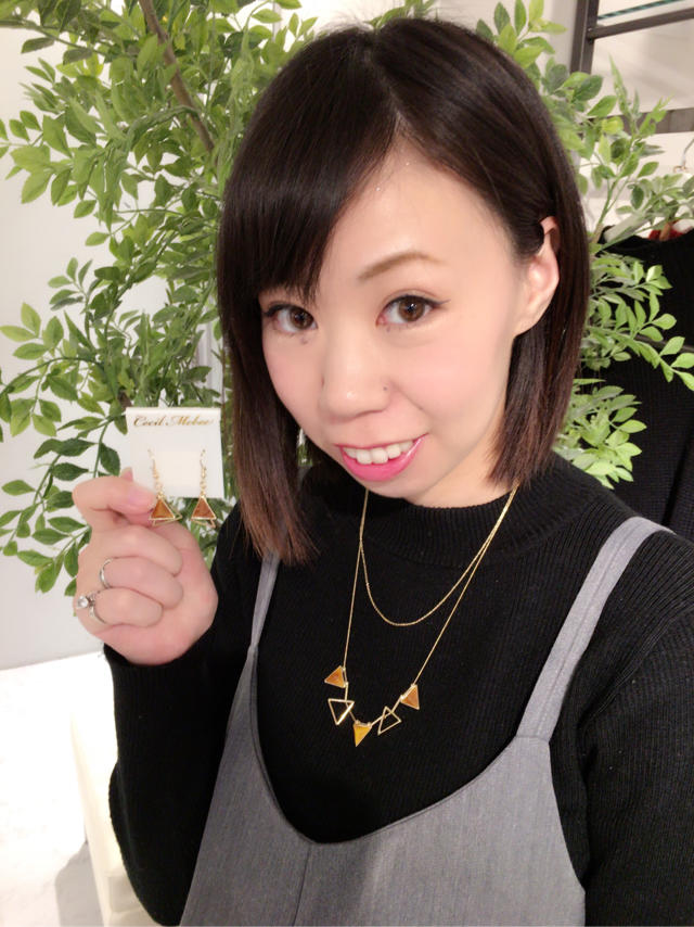 トライアングルネックレス＆ピアス（ゝ。∂）