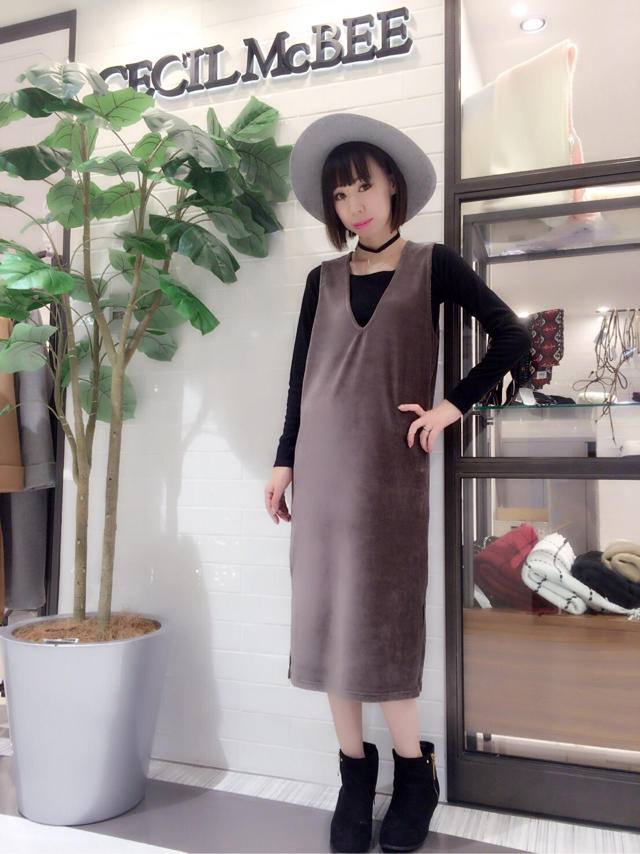 ベロアワンピース☆